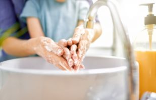 Handen wassen en desinfecteren Cleaning Academy